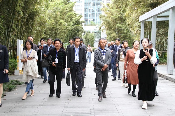 再獲點贊! 成都市委辦公廳、市政府辦公廳和市人社局相關(guān)領(lǐng)導(dǎo)一行參訪由瑞方人力打造的全市首個就業(yè)小站 第1張