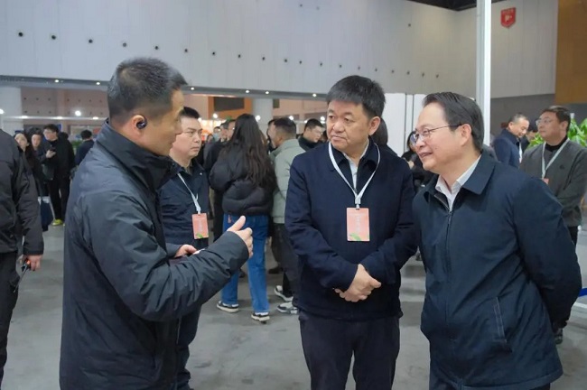 瑞方人力亮相成都大型春招會,激活就業(yè)服務新動能 第2張 瑞方人力亮相成都大型春招會,激活就業(yè)服務新動能 第2張